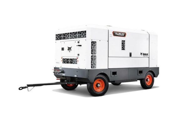 Bobcat PA12.27V – Ilustrační fotografie příslušné řady Bobcat. Výbava se liší podle provedení.